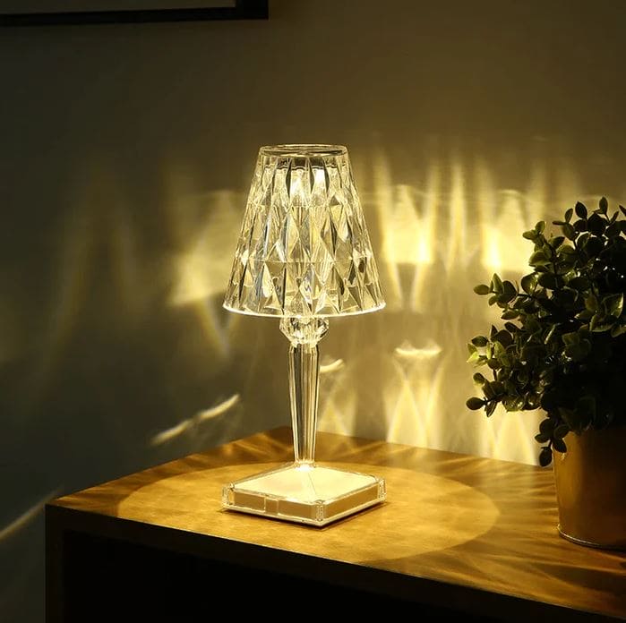 Crystaht ™ - Crystal effect candlestick lamp